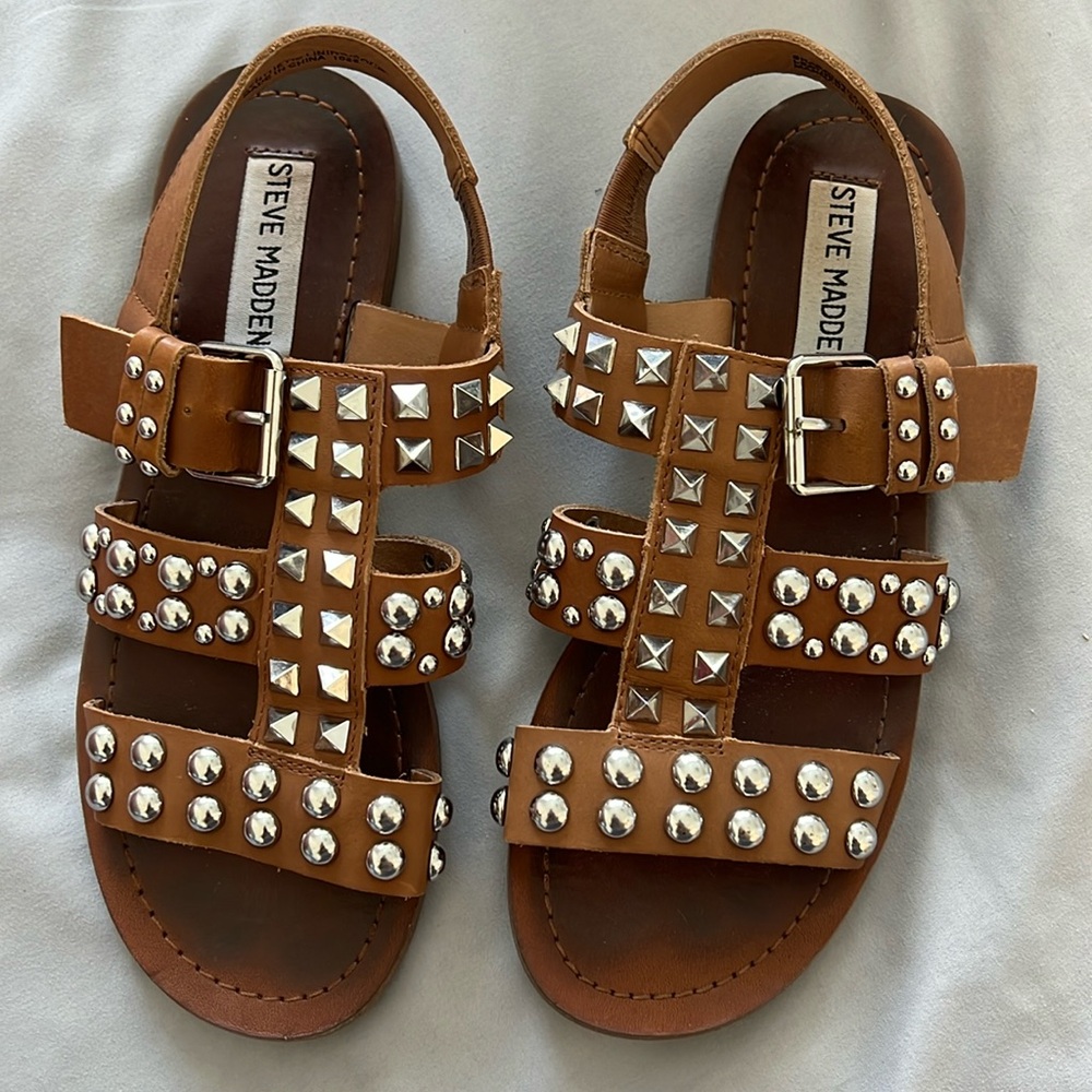 Steve Madden Black Studded Sandals Size 6